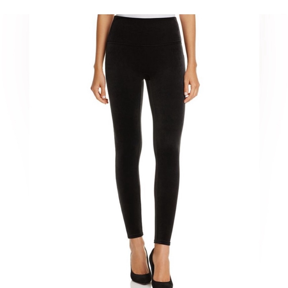 Spanx Velvet Black Leggings Size Medium